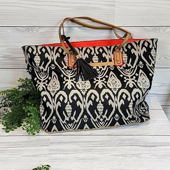 Stella and Dot Hello Sunshine tote large capacity - Picture 1 of 13